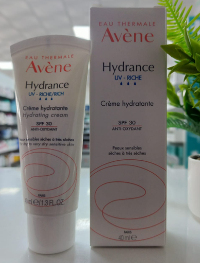 AV Hydrance Uv Riche 40Ml